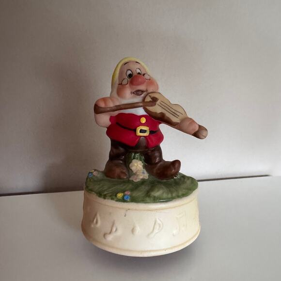 Schmid Walt Disney Snow White "Doc" Music Box Plays Heigh-Ho - Picture 8 of 8